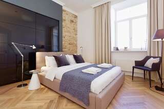 Апартаменты Vilnius Apartments & Suites - Town Hall Вильнюс Роскошные апартаменты с 1 спальней - ул. Didzioji 39-2