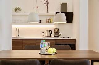 Апартаменты Vilnius Apartments & Suites - Town Hall Вильнюс Роскошные апартаменты с 1 спальней - ул. Didzioji 39-8