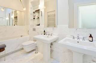 Апартаменты Vilnius Apartments & Suites - Town Hall Вильнюс Luxury 2 Bedroom Apartment with Terrace. Old Town View - Sv. Mikalojaus St. 11-6