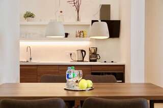 Апартаменты Vilnius Apartments & Suites - Town Hall Вильнюс Роскошные апартаменты с 1 спальней - ул. Didzioji 39-19